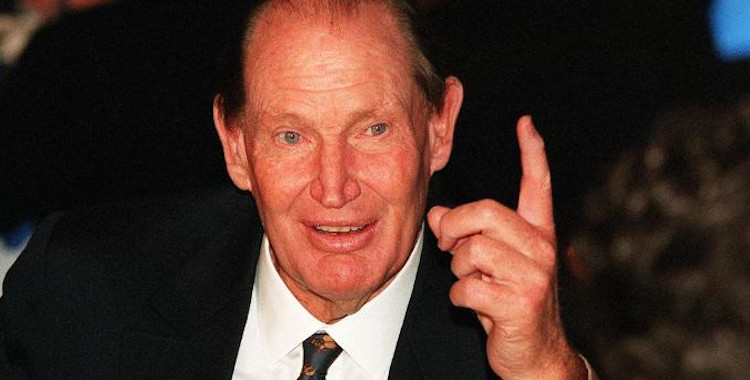 Kerry Packer Loses at Baccarat